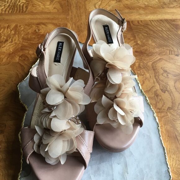 ALEX MARIE Blooming 3” Heels! - Picture 8 of 9